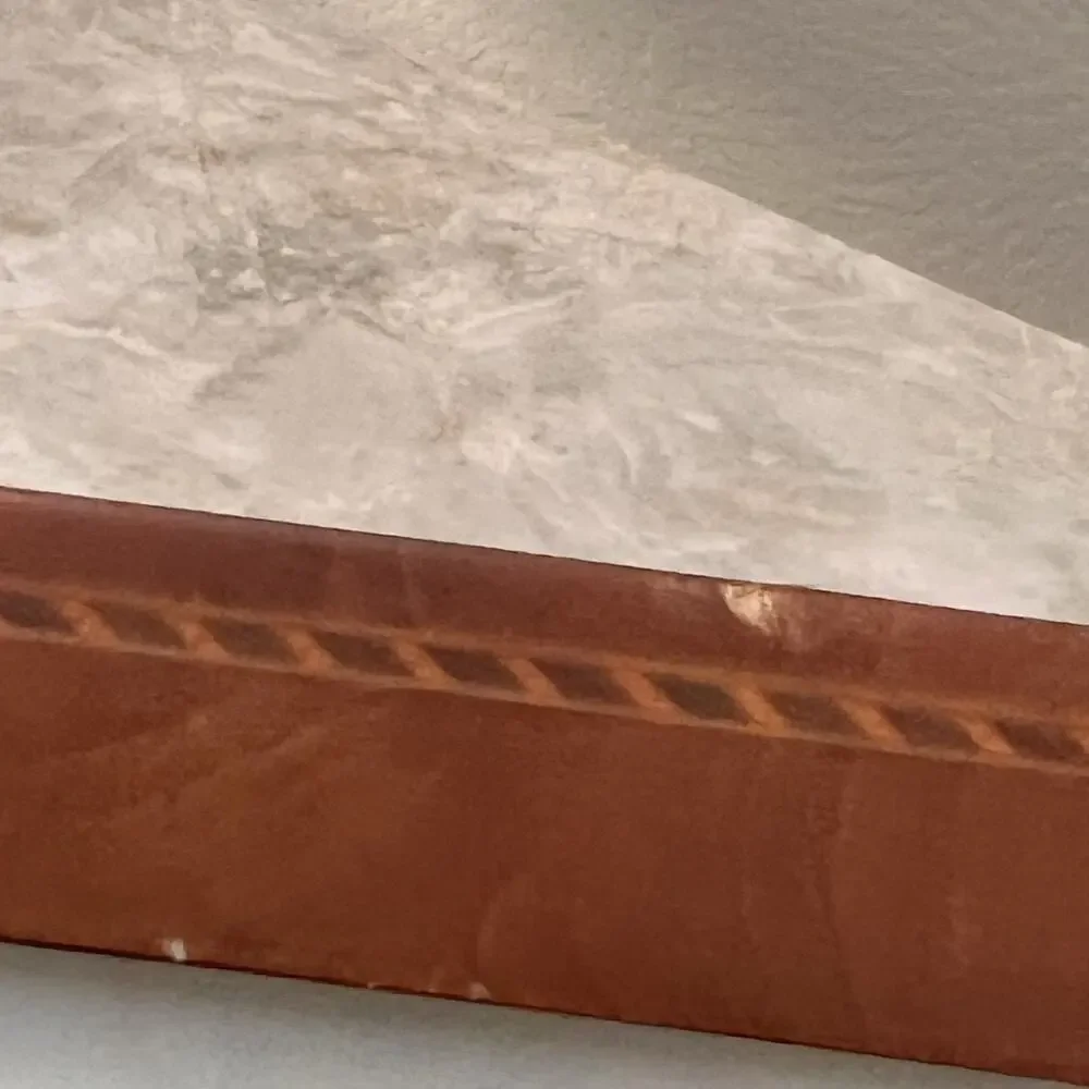 Unbranded vtg wood